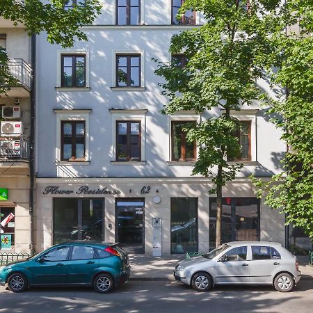 Blossom - Old Town Residence - By Upstairs Cracovie Extérieur photo