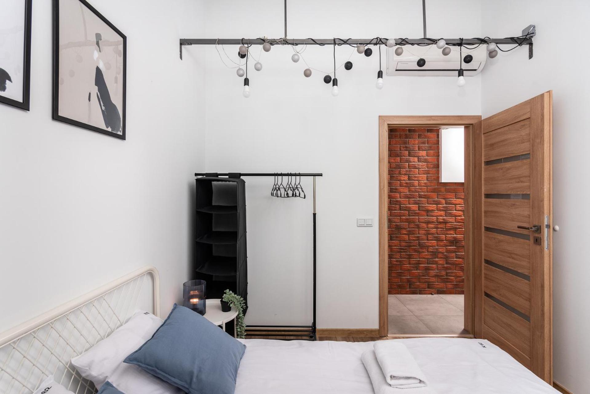 Blossom - Old Town Residence - By Upstairs Cracovie Extérieur photo