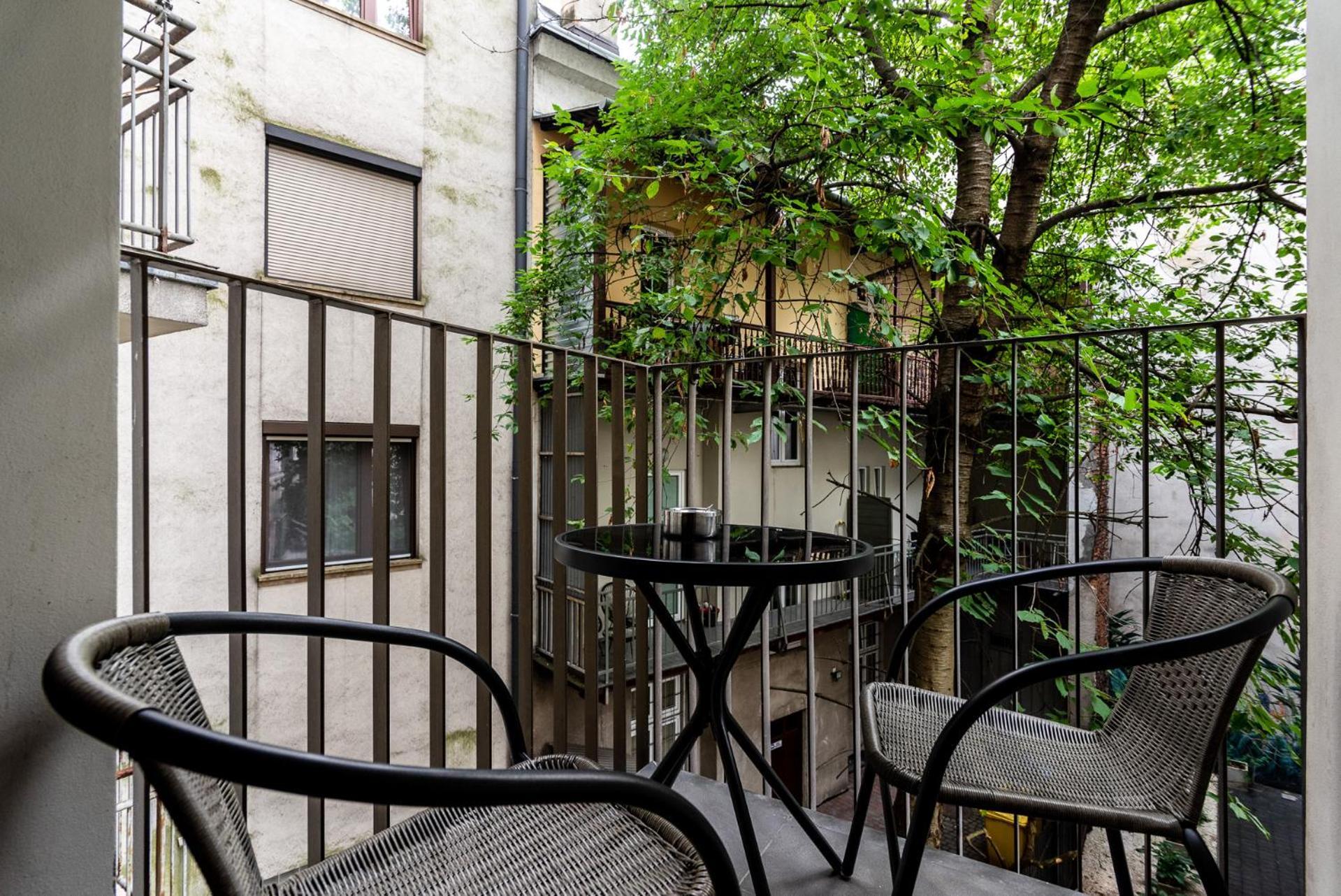 Blossom - Old Town Residence - By Upstairs Cracovie Extérieur photo